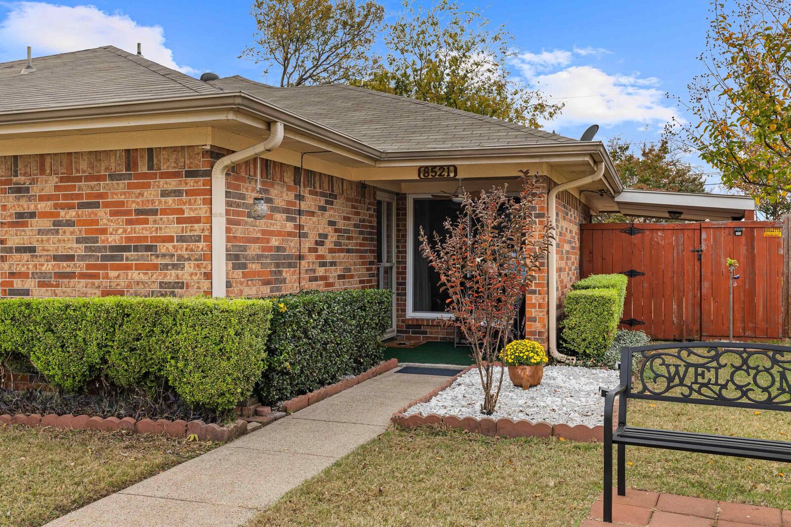 Property Photo: 8521 Holly St TX 75034