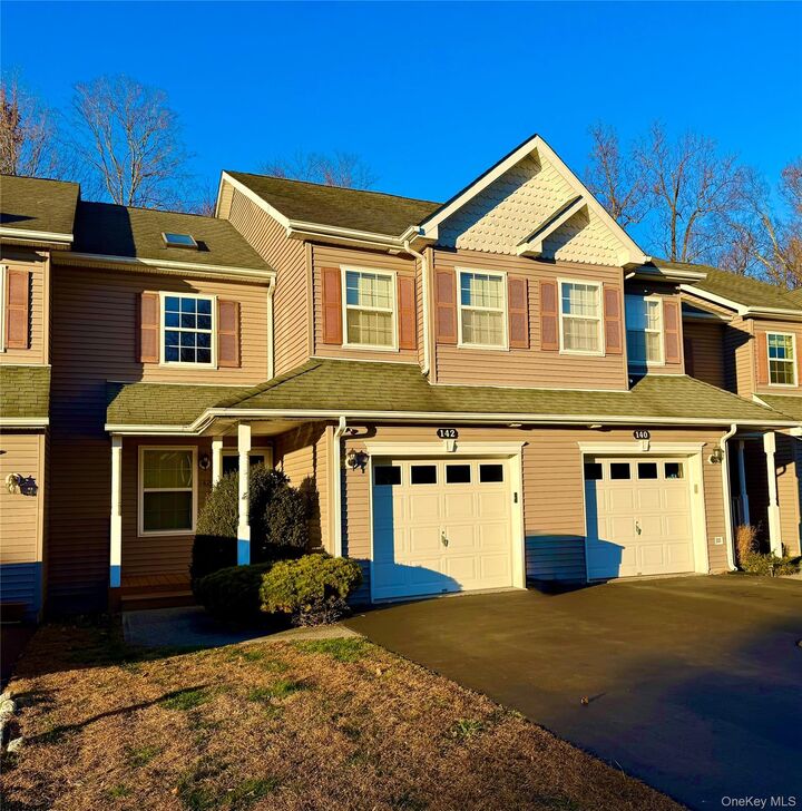 142 Pinebrook Drive  Hyde Park NY 12538 photo