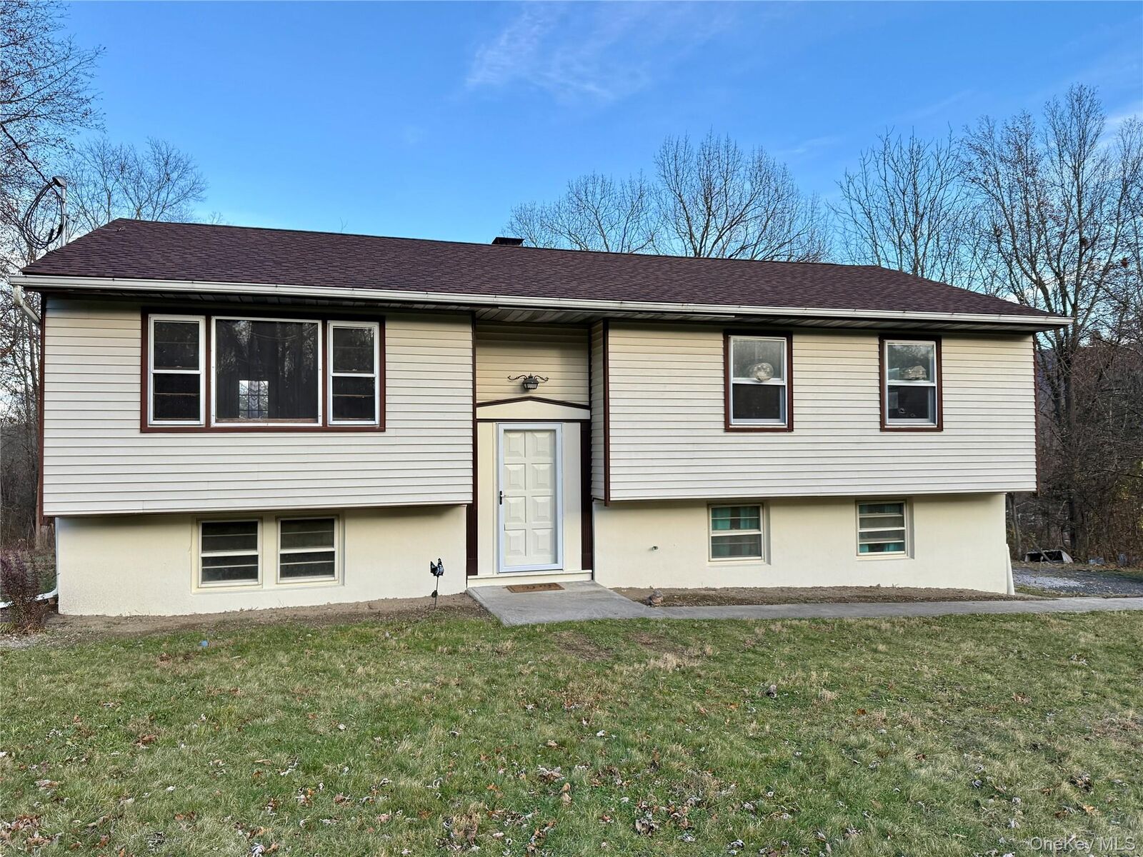 Property Photo:  16 Highview Drive  NY 12577 