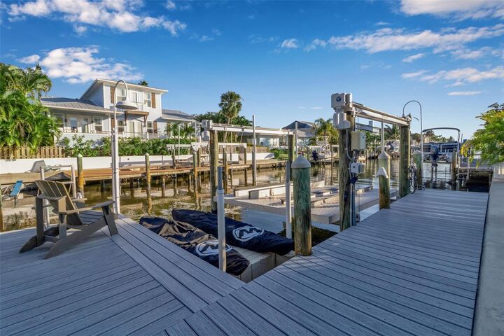 Property Photo:  718 Key Royale Drive  FL 34217 