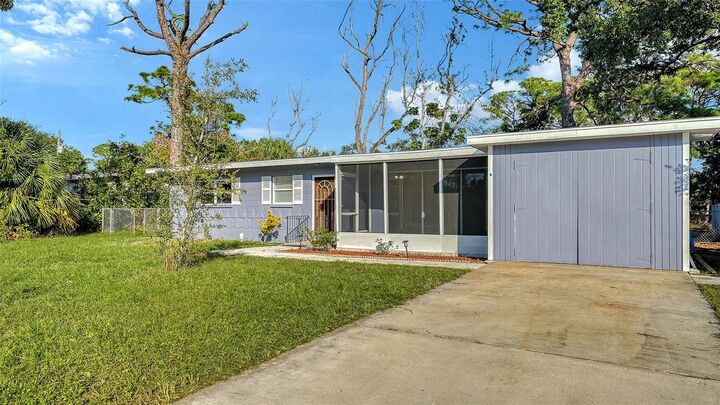 Property Photo:  4339 Groveland Avenue  FL 34231 