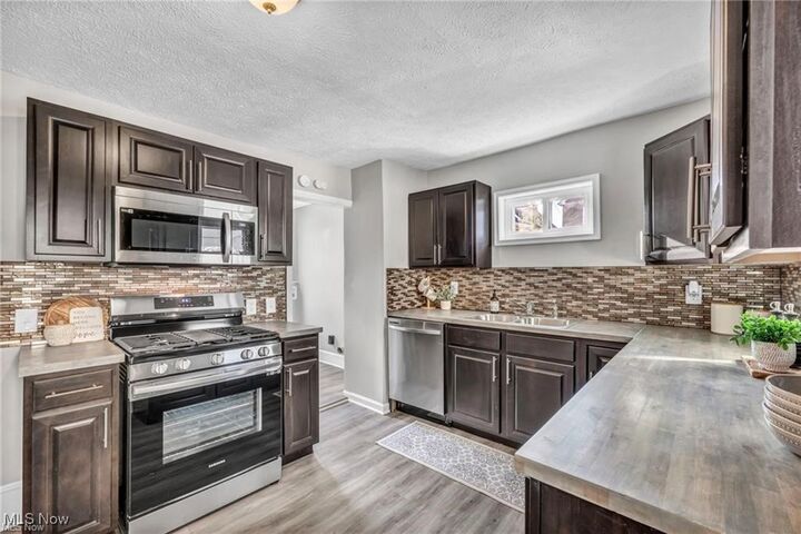 Property Photo: 1566 Winchester Avenue OH 44107