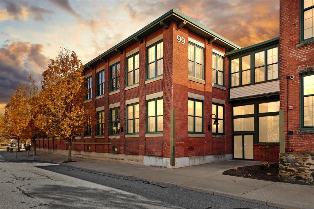 Property Photo:  99 Allen Street 205  RI 02895 