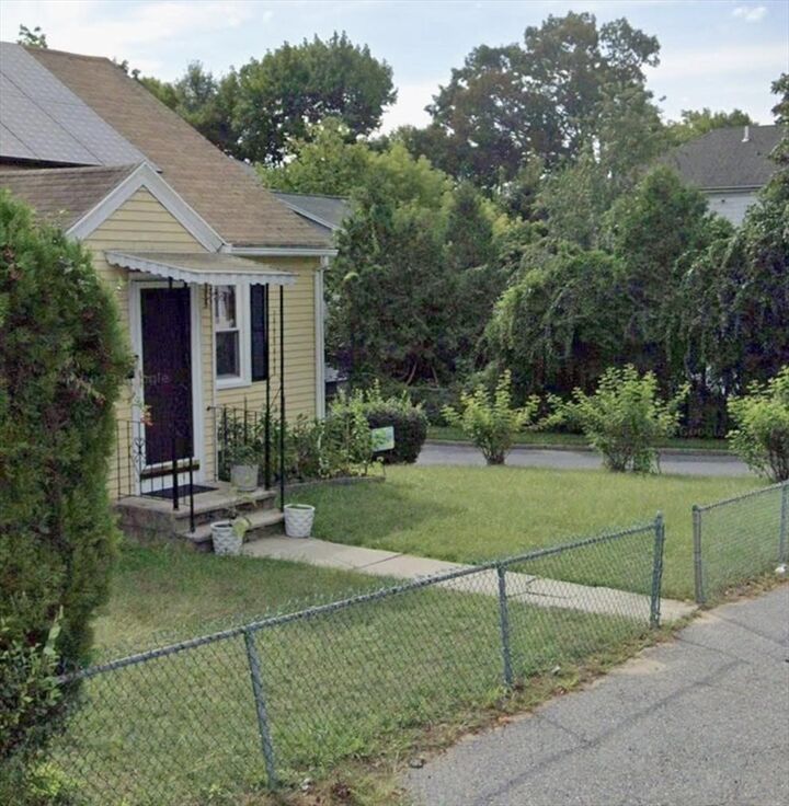 Property Photo: 336 Lovell St MA 01603