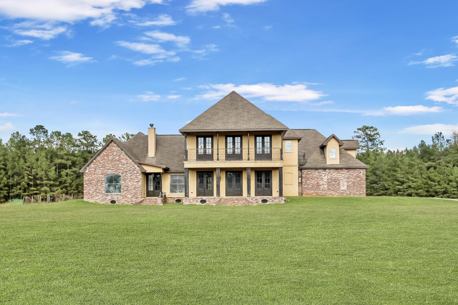 Property Photo:  7719 Shreveport Hwy  LA 71446 