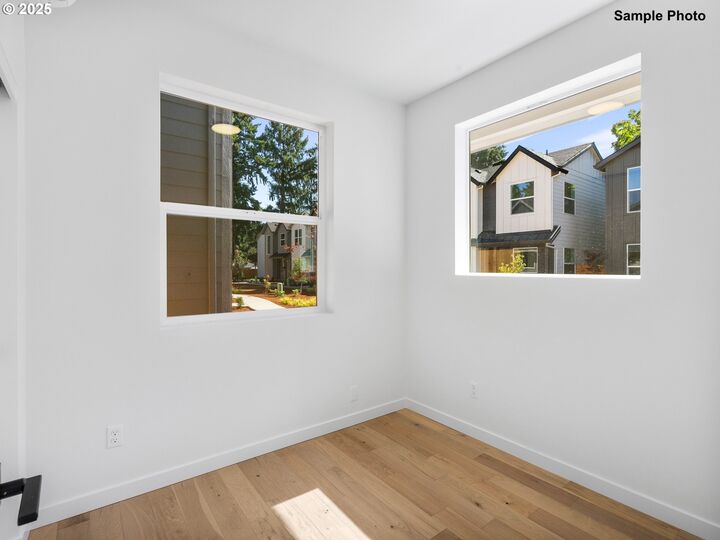 Property Photo: 3270 SE 115th Ave OR 97266