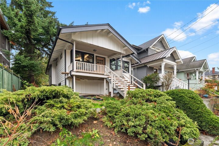 Property Photo:  2212 N 46th Street  WA 98103 