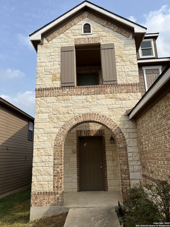 Property Photo: 7430 Primrose Post TX 78218