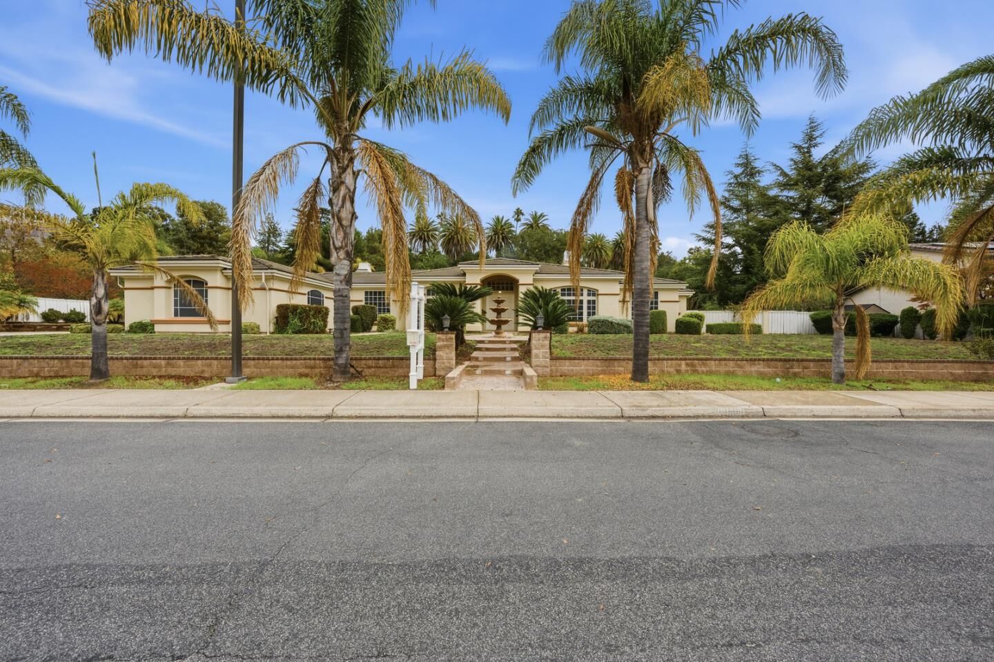 Property Photo:  2000 Wellington Drive  CA 95035 