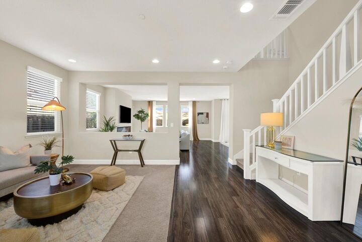 Property Photo:  307 Maverick Drive  CA 95687 