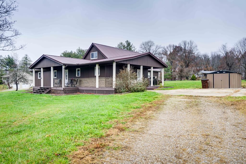 Property Photo:  1366 Newland Ridge Road  OH 45692 