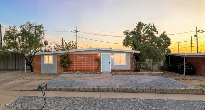 3916 E Dover Stravenue  Tucson AZ 85706 photo