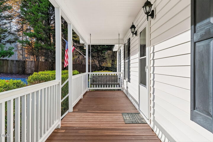 Property Photo: 215 Nelson Court NC 27520