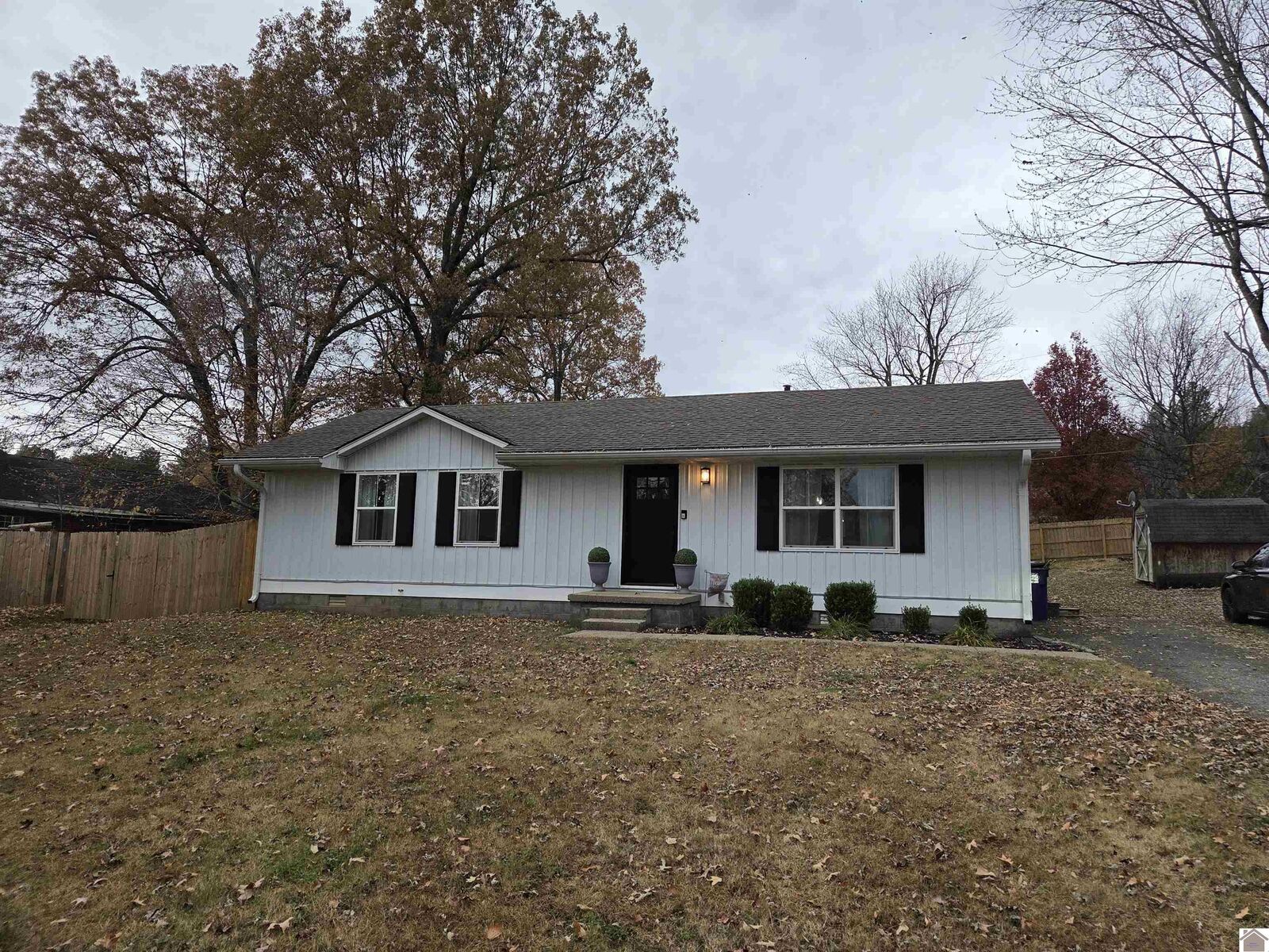 Property Photo: 5941 Greenvale Lane KY 42003