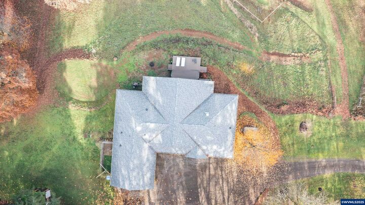 Property Photo: 3777 Meeko Ln SE OR 97392