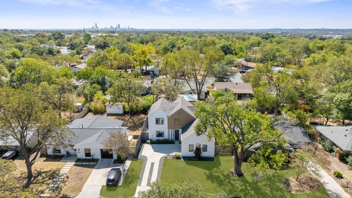 Property Photo:  1507 Villanova Drive  TX 78757 