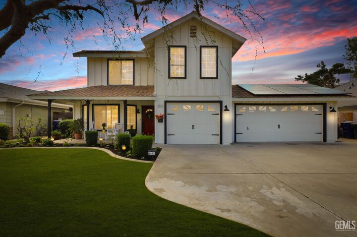 9513 Bearclaw Avenue  Bakersfield CA 93312 photo