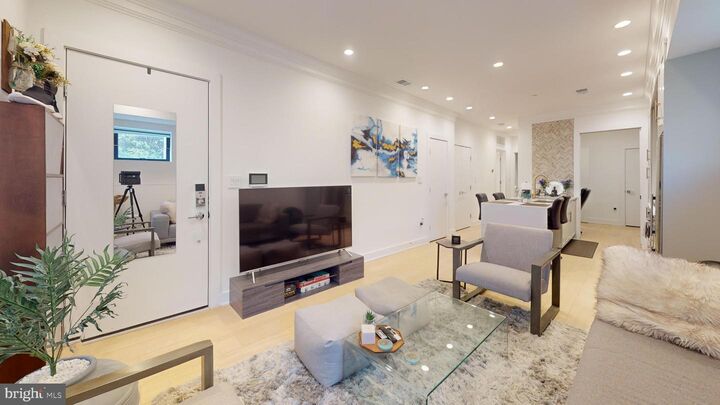 Property Photo: 2642 39th Street NW 2 DC 20007