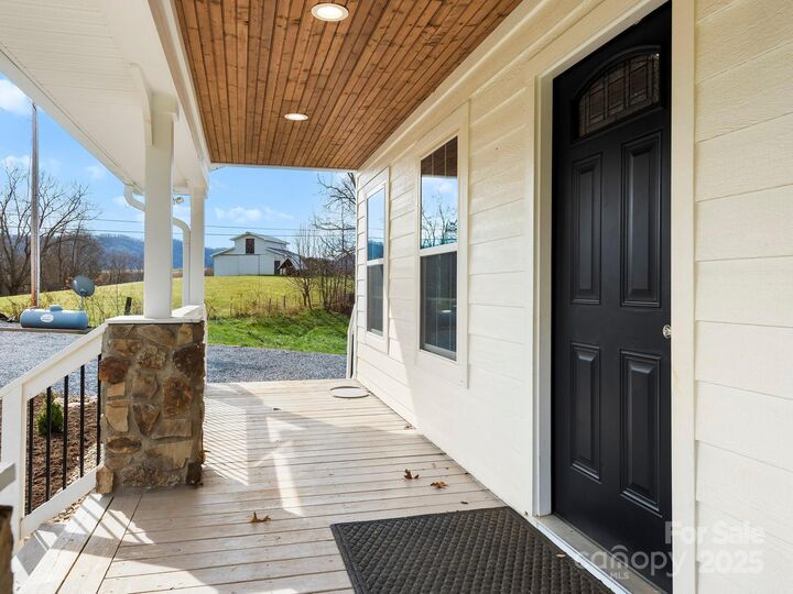 Property Photo:  3367 Thickety Road  NC 28721 