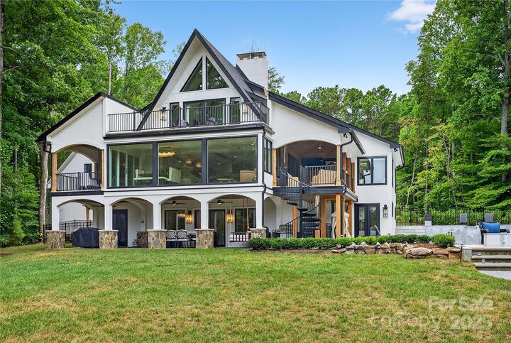 Property Photo: 7508 Bankhead Road NC 28037