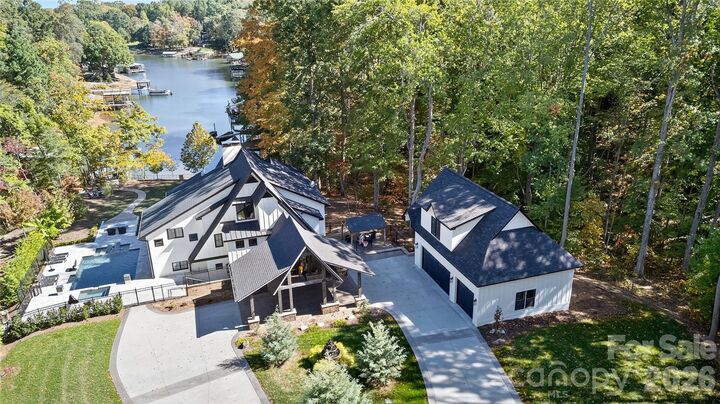 Property Photo:  7508 Bankhead Road  NC 28037 