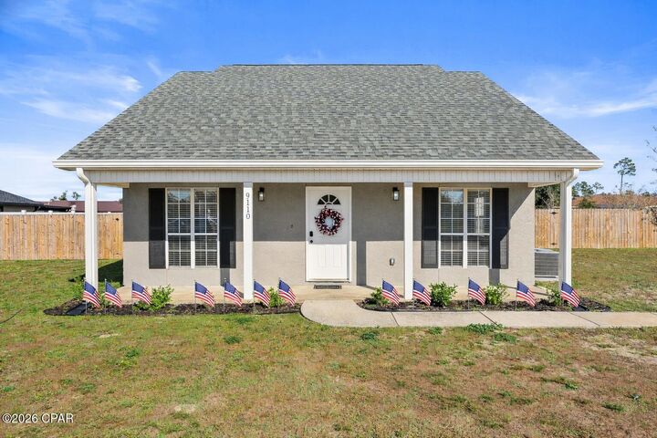 Property Photo: 9110 Sunshine Drive FL 32466