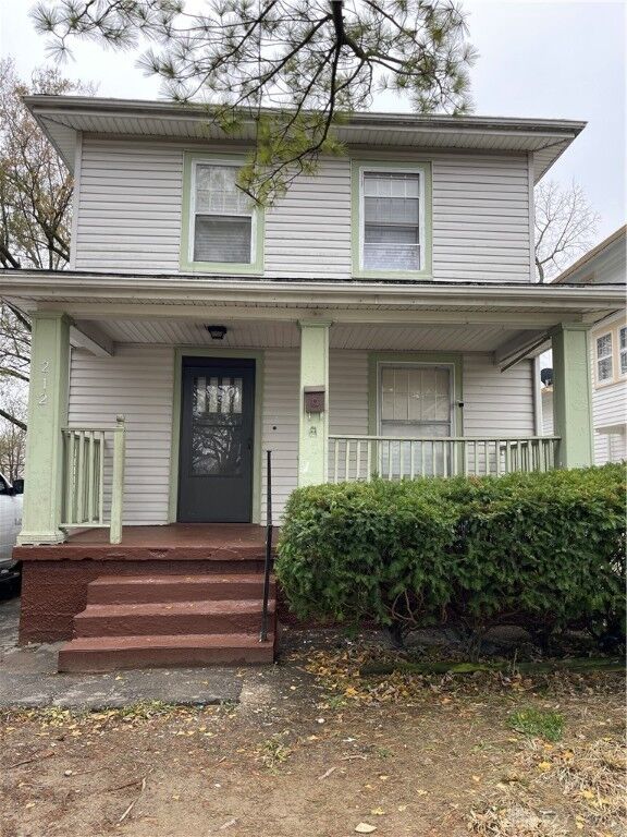 212 E Hillcrest Avenue  Dayton OH 45405 photo