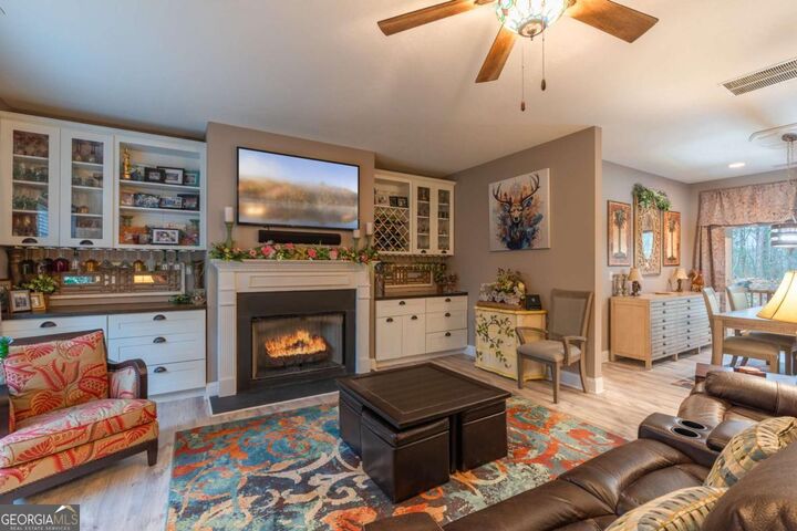 Property Photo: 607 Satsuma Court S 673 GA 30536