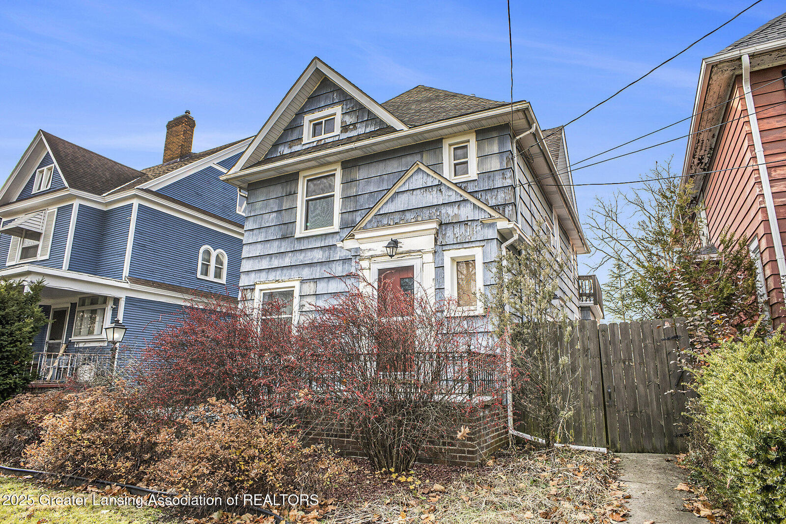 Property Photo:  423 N Pine Street  MI 48933 