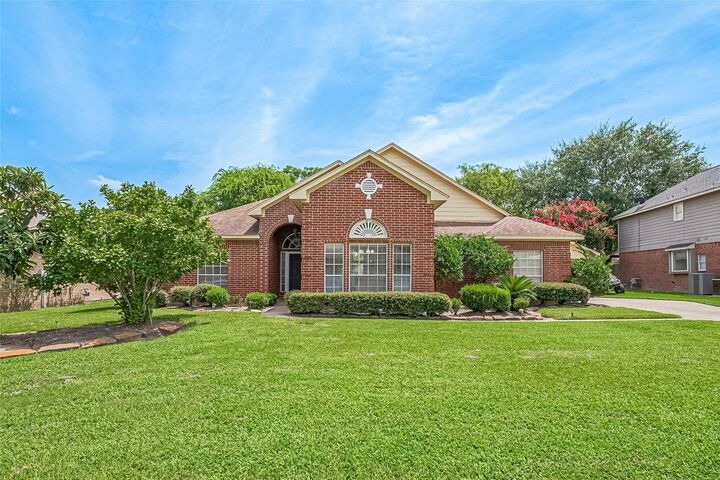 5165 Greenwater Drive  Willis TX 77318 photo