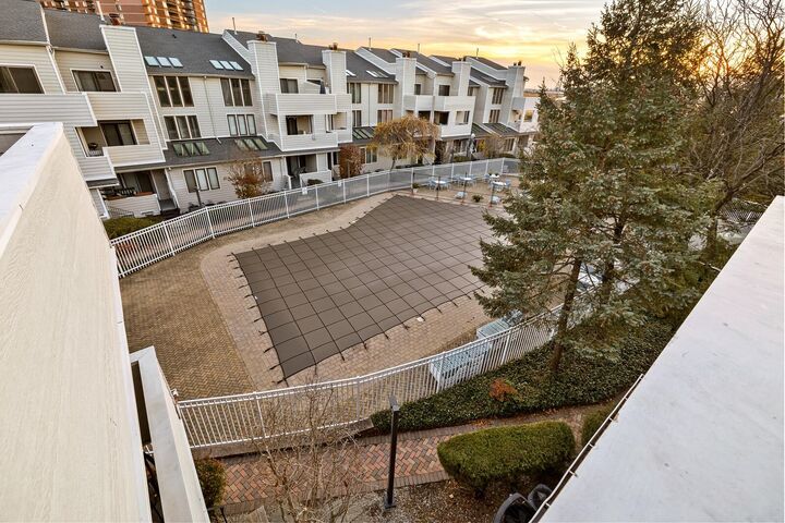 Property Photo:  750 Mainsail Lane  NJ 07094 