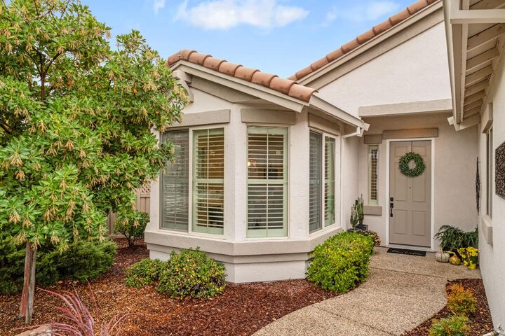 Property Photo:  116 Ivy Arbor Court  CA 95648 