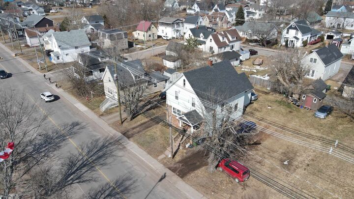 Photo de la propriété:  341 Notre Dame Street  PE C1N 1S4 