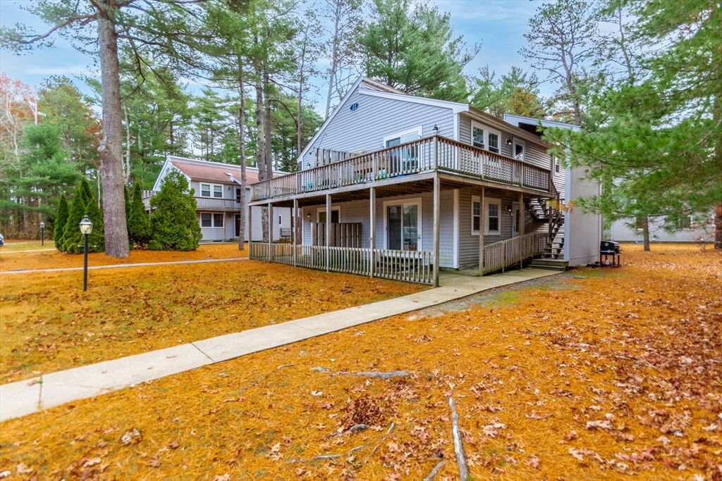 Property Photo:  70 Cape Dr 11D  MA 02649 