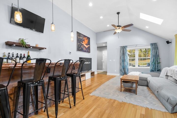 Property Photo: 486 Washington St MA 02032