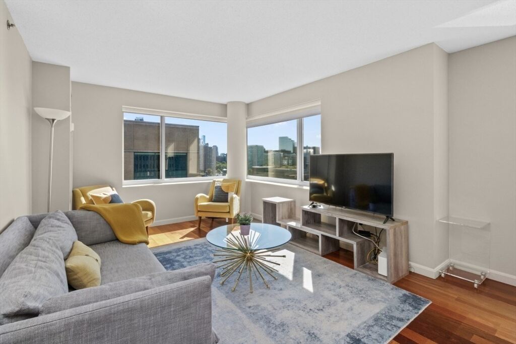 Property Photo:  10 Museum Way 1322  MA 02141 