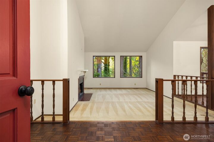 Property Photo: 7131 NE Bay Hill Road WA 98110