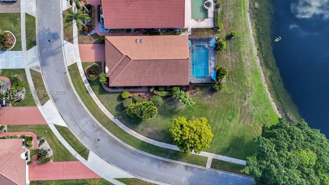 Property Photo:  10858 White Aspen Ln  FL 33428 