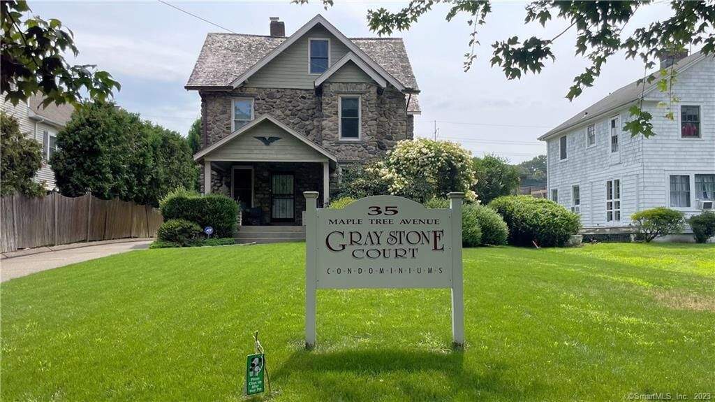 Property Photo: 35 Maple Tree Avenue Apt 6 CT 06906