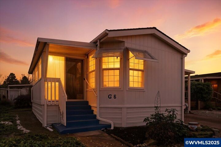 Property Photo:  4940 Sunnyside #G6 Rd SE G6  OR 97302 