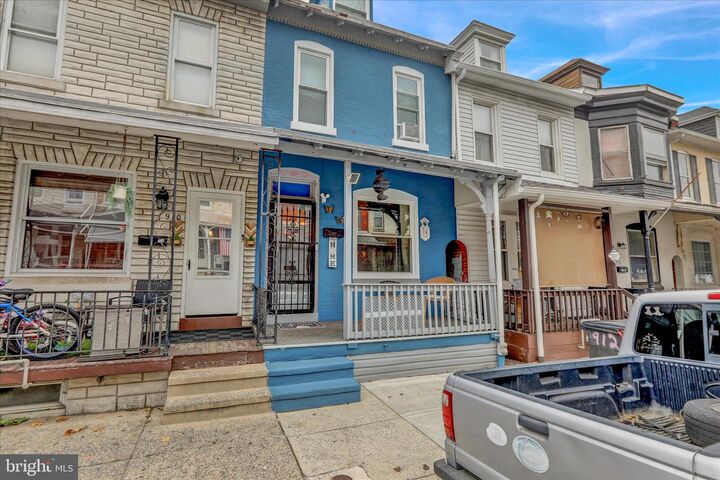 Property Photo:  912 Locust Street  PA 19604 