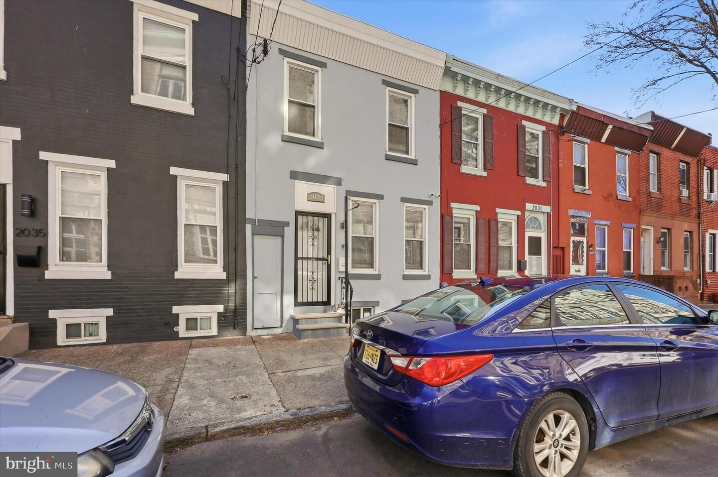 Property Photo:  2033 N Mascher Street  PA 19122 