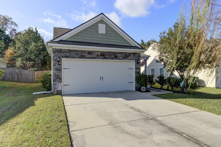 126 Chaste Tree Circle  Goose Creek SC 29445 photo