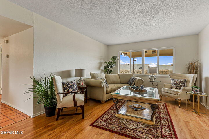 Property Photo: 540 Marthmont Way TX 79912