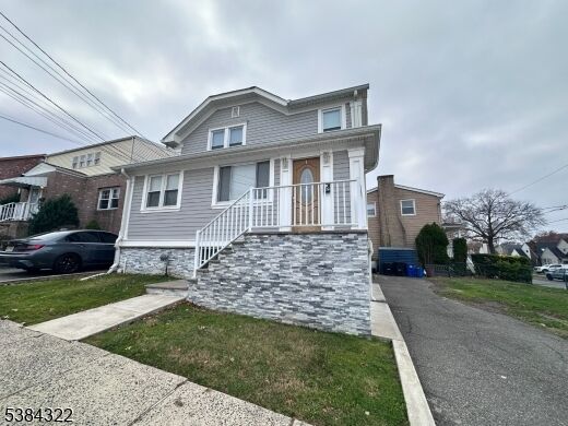 Property Photo:  109 Arlington Blvd 1  NJ 07031 