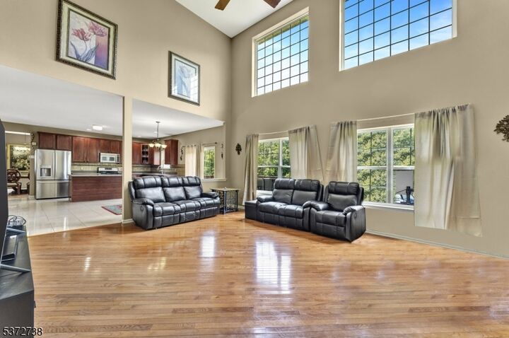 Property Photo: 692 Skyline Dr NJ 07849