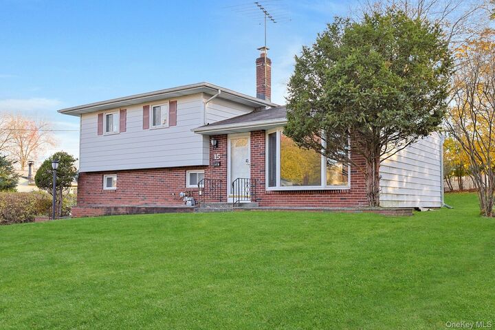 Property Photo: 15 Kenwood Lane NY 10956