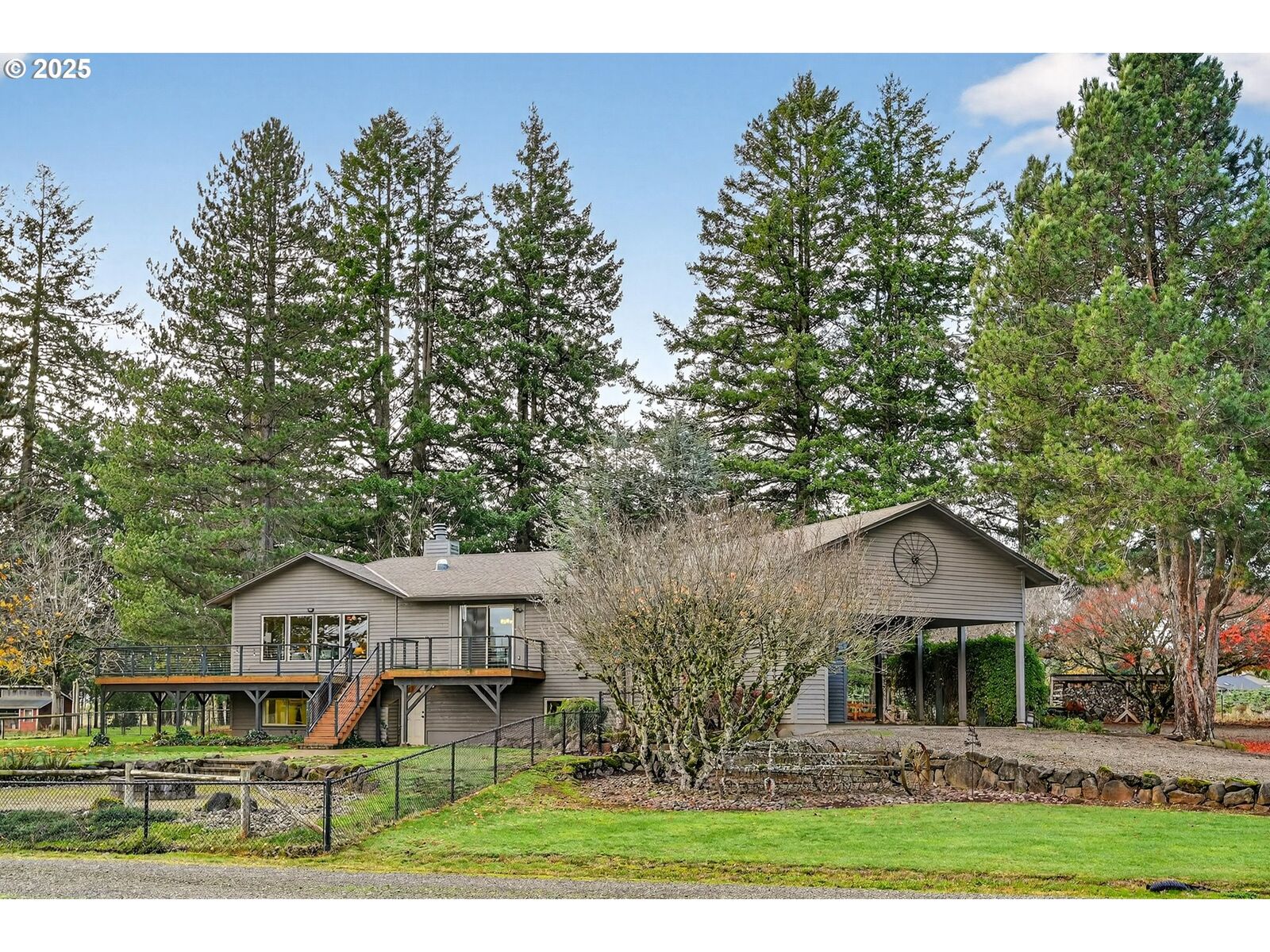 Property Photo:  37902 SE Porter Rd  OR 97023 