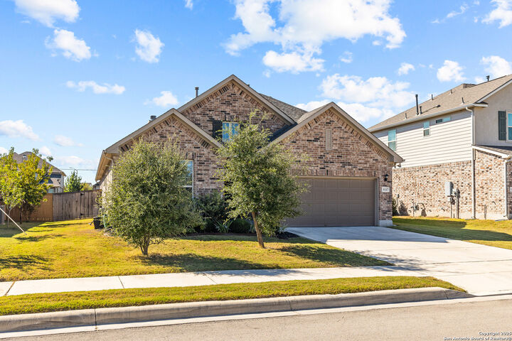 Property Photo: 5117 Arrow Rdg TX 78124