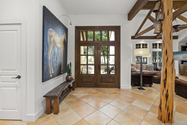 Property Photo:  121 Saddle View  TX 78006 